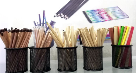 中網(wǎng)市場發(fā)布:開化縣華偉文教用品生產(chǎn)"西湖牌"學(xué)生筆、木工筆、兒童筆