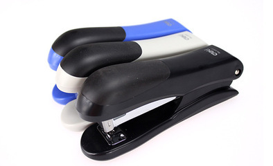 【得力辦公用品 deli 0305訂書機(jī) 訂書器】價(jià)格,廠家,圖片,訂書機(jī)/器,上海市奉賢區(qū)達(dá)亮文教用品商店-